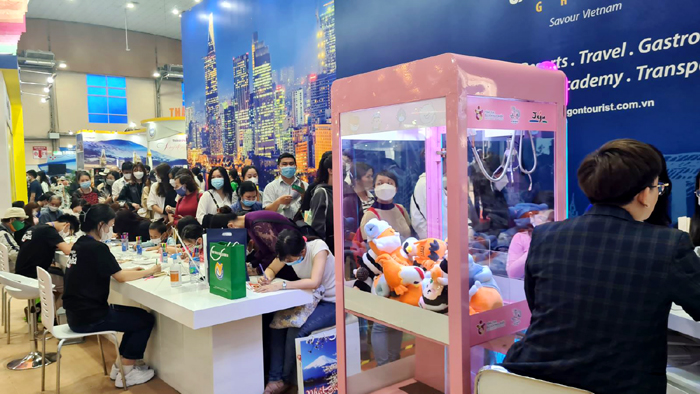 Gian hàng của KTO tại hội chợ du lịch quốc tế VITM 2022 luôn thu hút đông khách